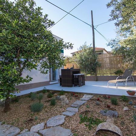 Apartment Sandra Trogir Buitenkant foto